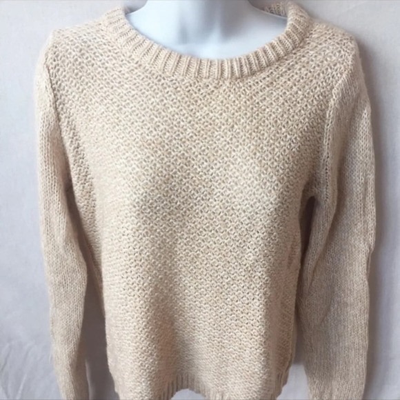 5/$25 St. John’s Bay Petite Chunky Knit Sweater - Picture 3 of 6